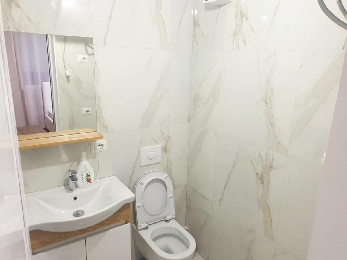 Lovely Apartment On Tirana City Center ติรานา ภายนอก รูปภาพ